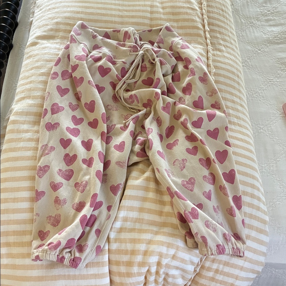 Magnolia Pearl Pink Heart Joggers - Picture 10 of 12